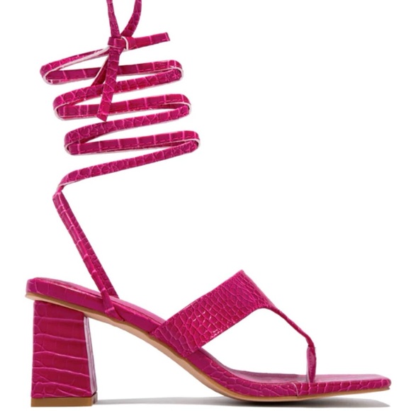 Pink Mid heels - Picture 2 of 2